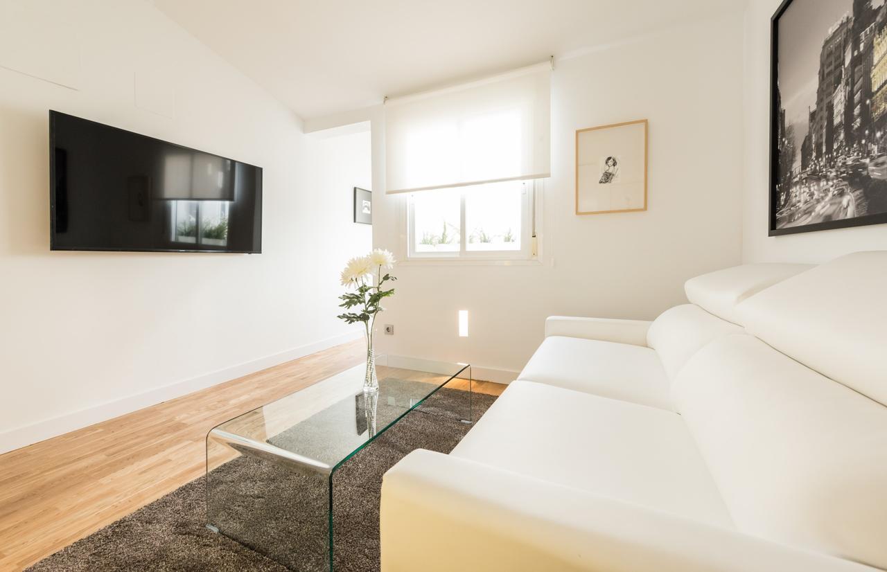 Latina Suite Madrid Exteriör bild