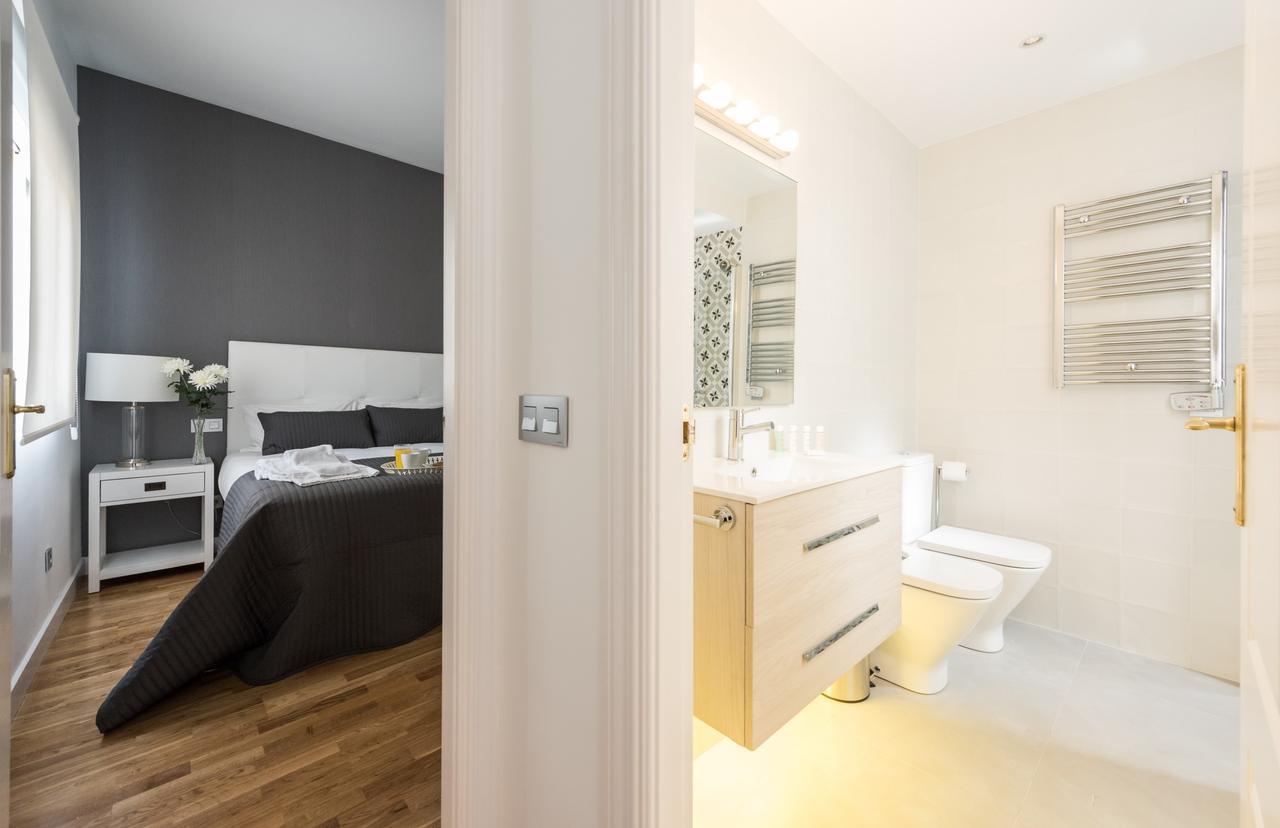 Latina Suite Madrid Exteriör bild