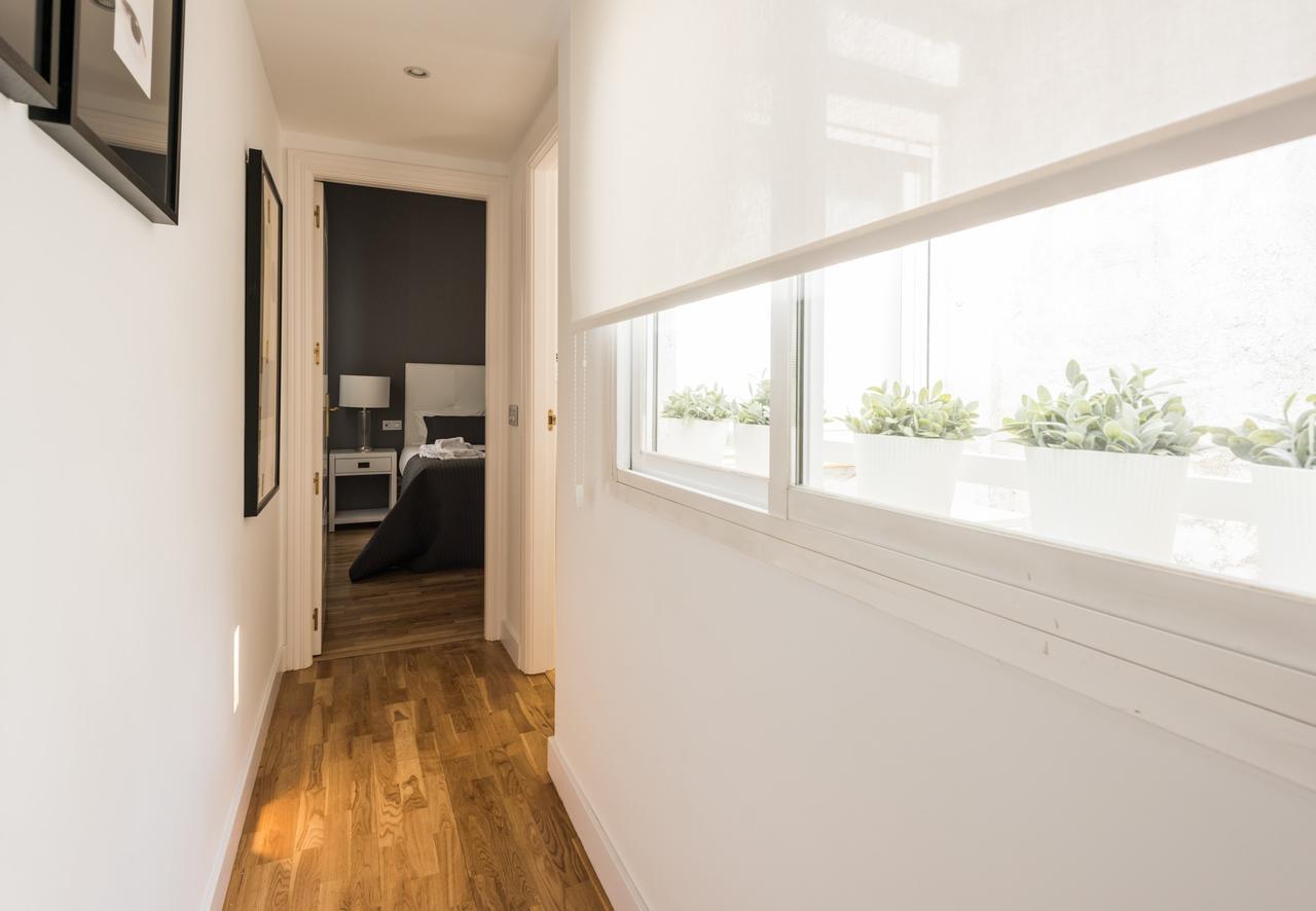 Latina Suite Madrid Exteriör bild